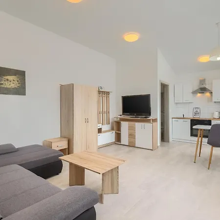 Apartament Family-friendly With Swimming Pool - 20909 *