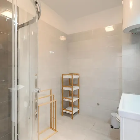 Apartment Family Friendly With A Swimming Pool - 20909 Medulin