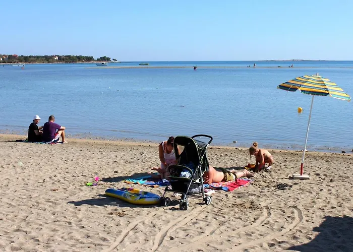 Family-friendly With Swimming Pool - 20909 아파트 *