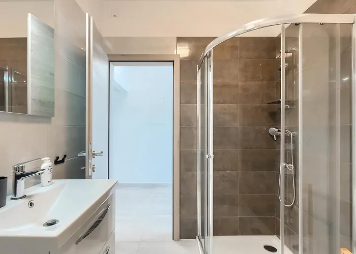 Family-friendly With Swimming Pool - 20909 * 메덜린