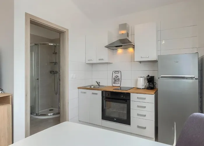 Family-friendly With Swimming Pool - 20909 아파트